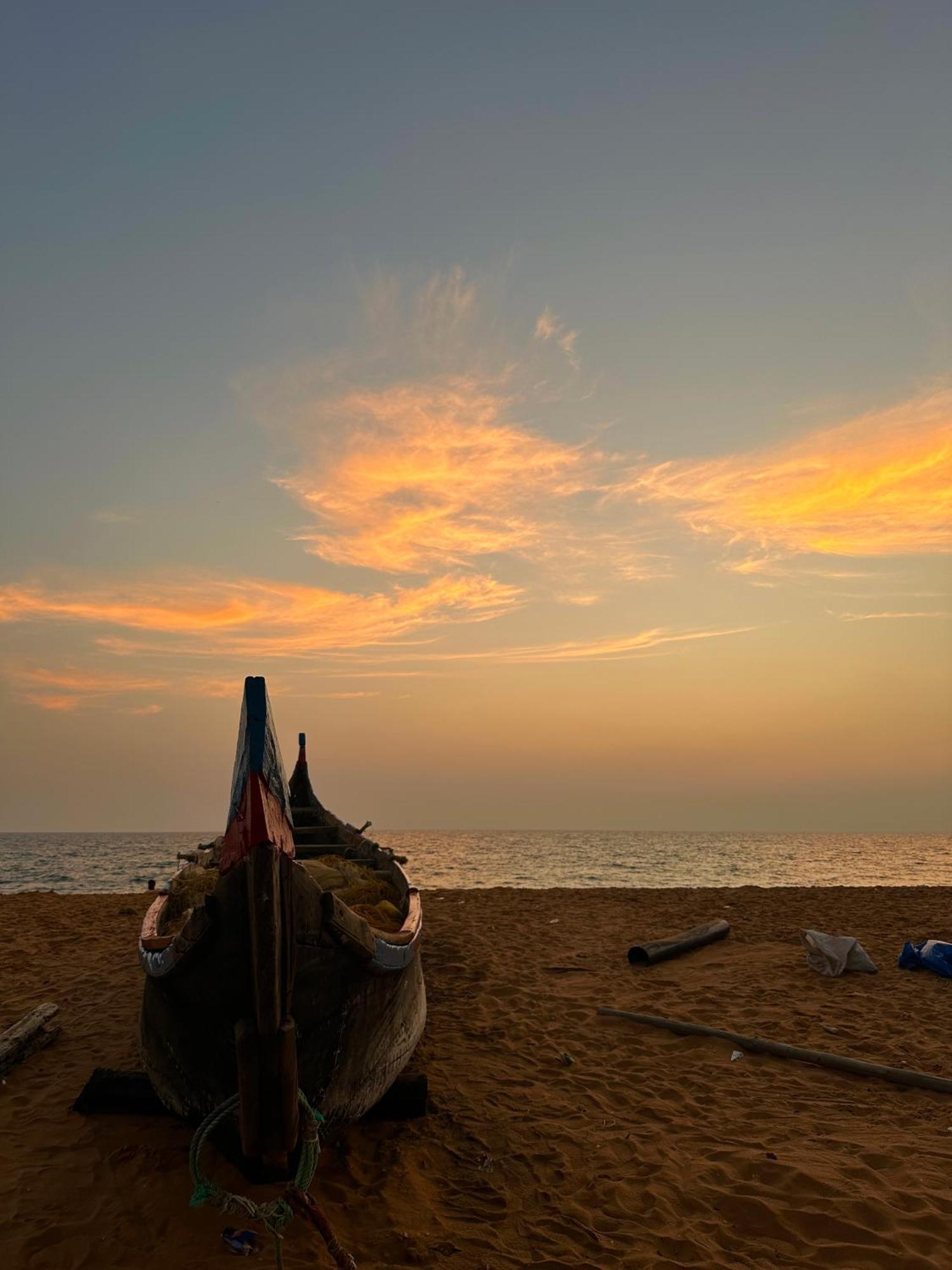 Spacious Beach Side House - Joyce Cottage Kerala Thiruvananthapuram Exterior photo